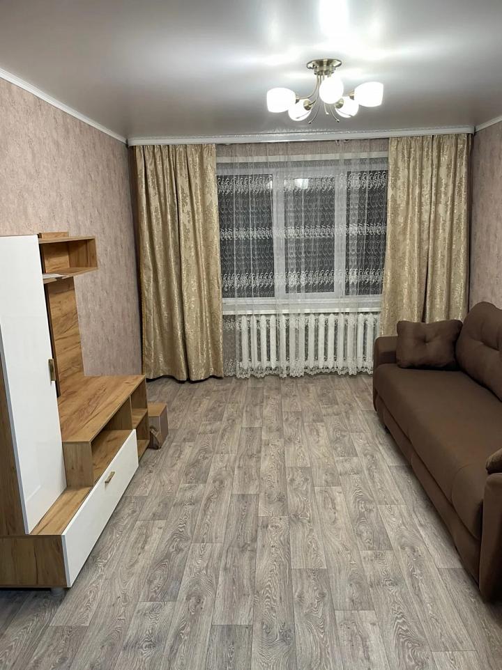 Продам двухкомнатную квартиру !