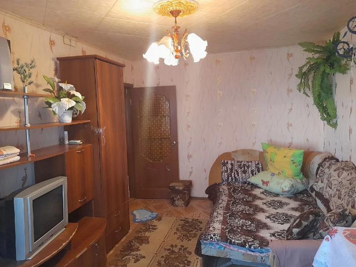 Сдается 3-комнатная квартира (Тоцкое 2, Оренбургской области). Чистая, уютная, в хорошем состоянии со всеми удобствами, посуточно или на длительный срок. По всем вопросам звоните по номеру: +79203128001